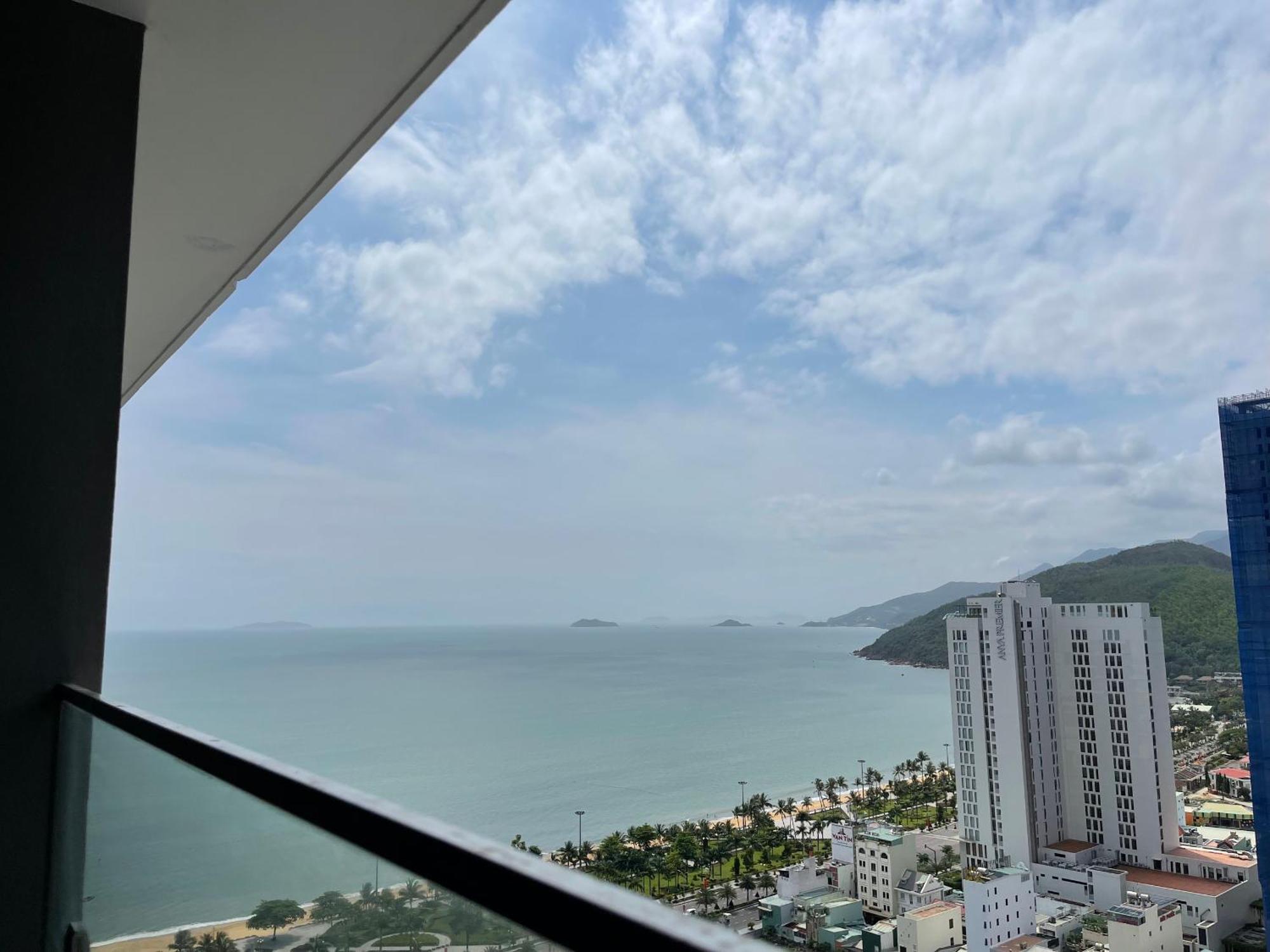 Flc Sea Tower Quy Nhon- Q House Codotel Extérieur photo
